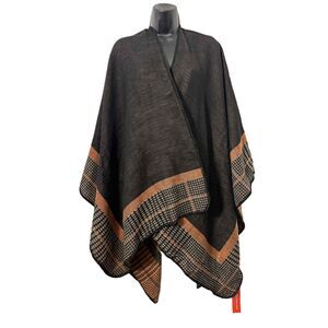 NWT Urban Coco Poncho Womens One Size Black Brown Tan Knit Geometric Open Front